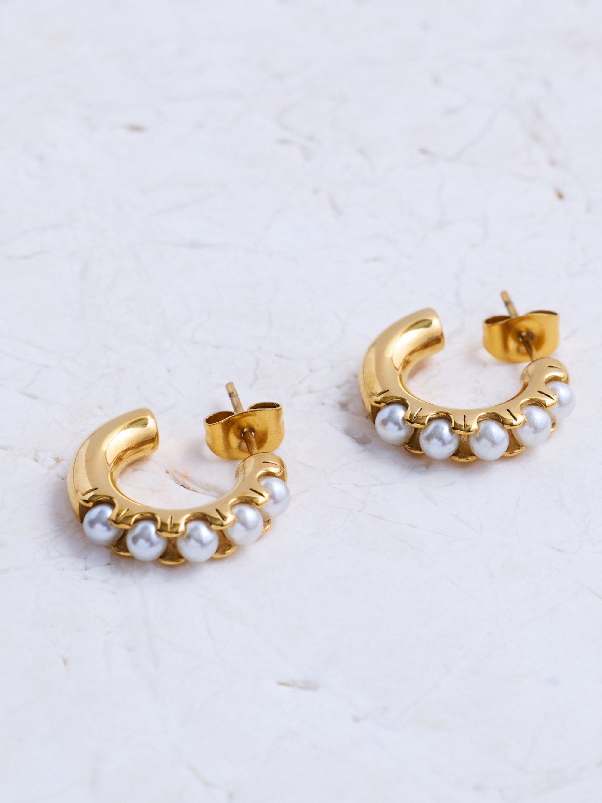Ava Pearl Hoop Earrings 